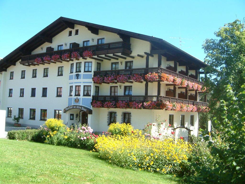 Gasthof Zur Alten Post Regen Exterior photo